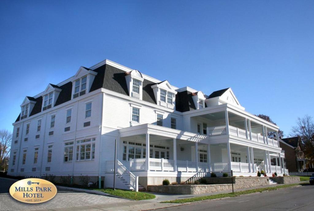 Mills Park Hotel Yellow Springs Экстерьер фото