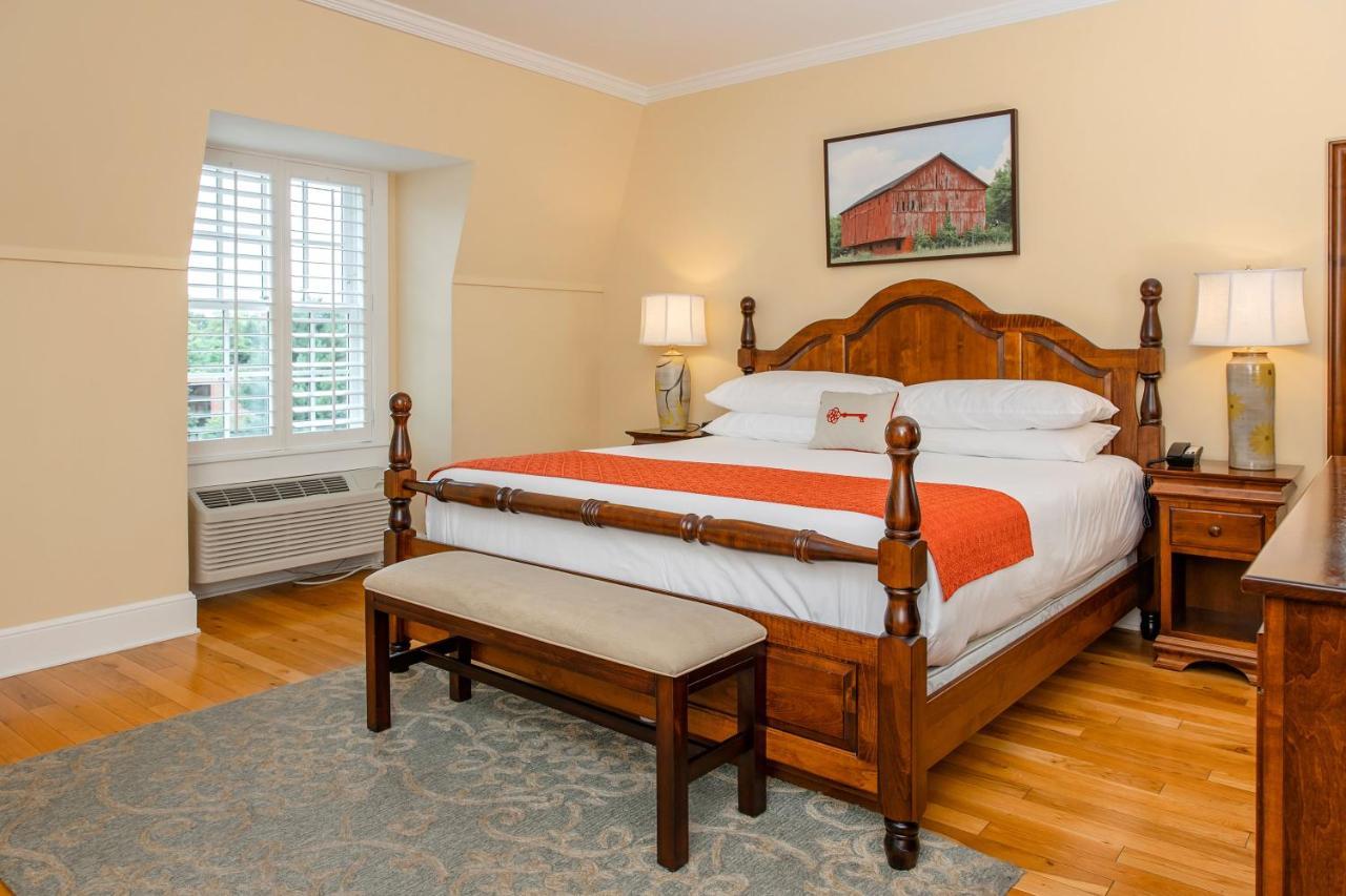 Mills Park Hotel Yellow Springs Экстерьер фото