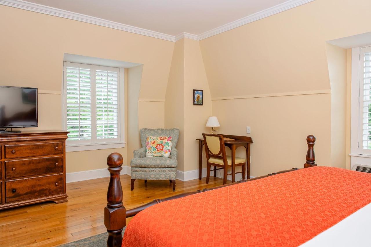 Mills Park Hotel Yellow Springs Экстерьер фото